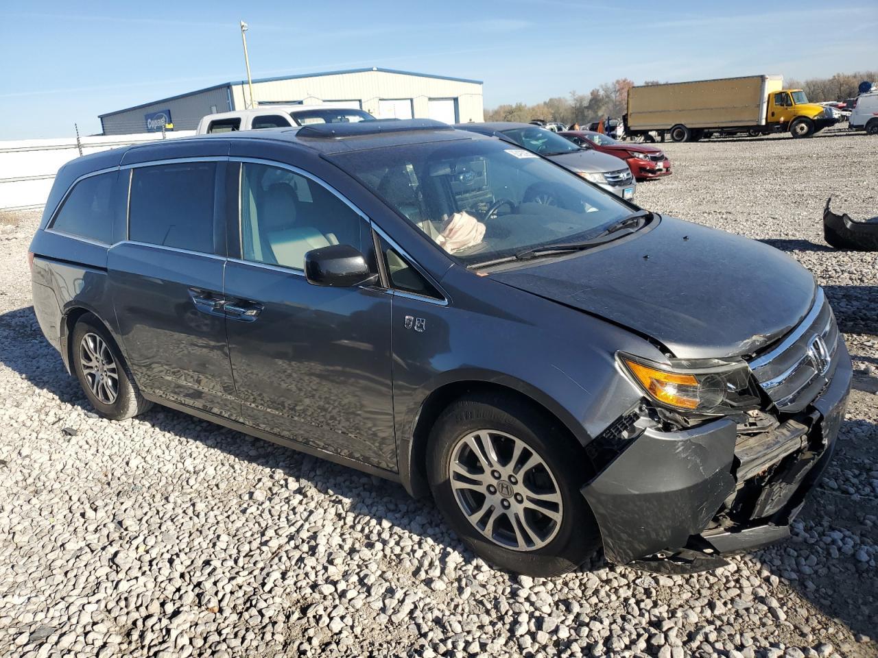 2015 Honda Odyssey Exl - Image 4