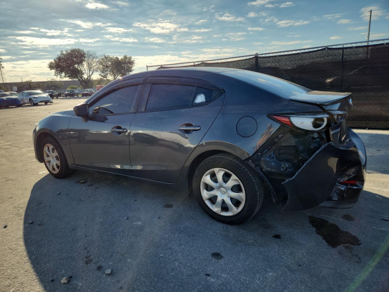 2016 Mazda 3 Sport - Image 2