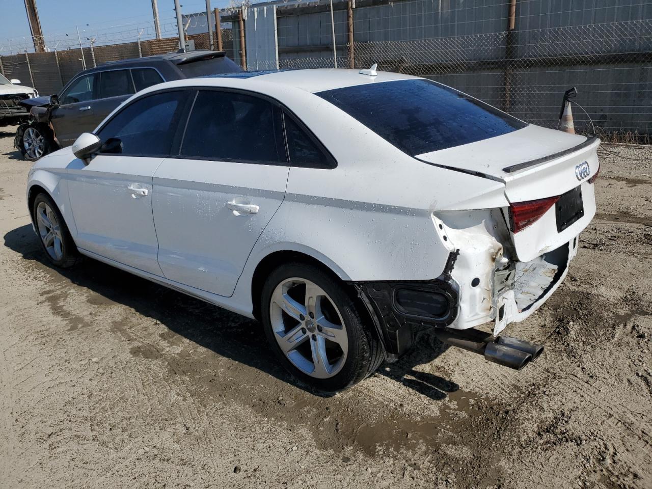 2017 Audi A3 Premium - Фото 2