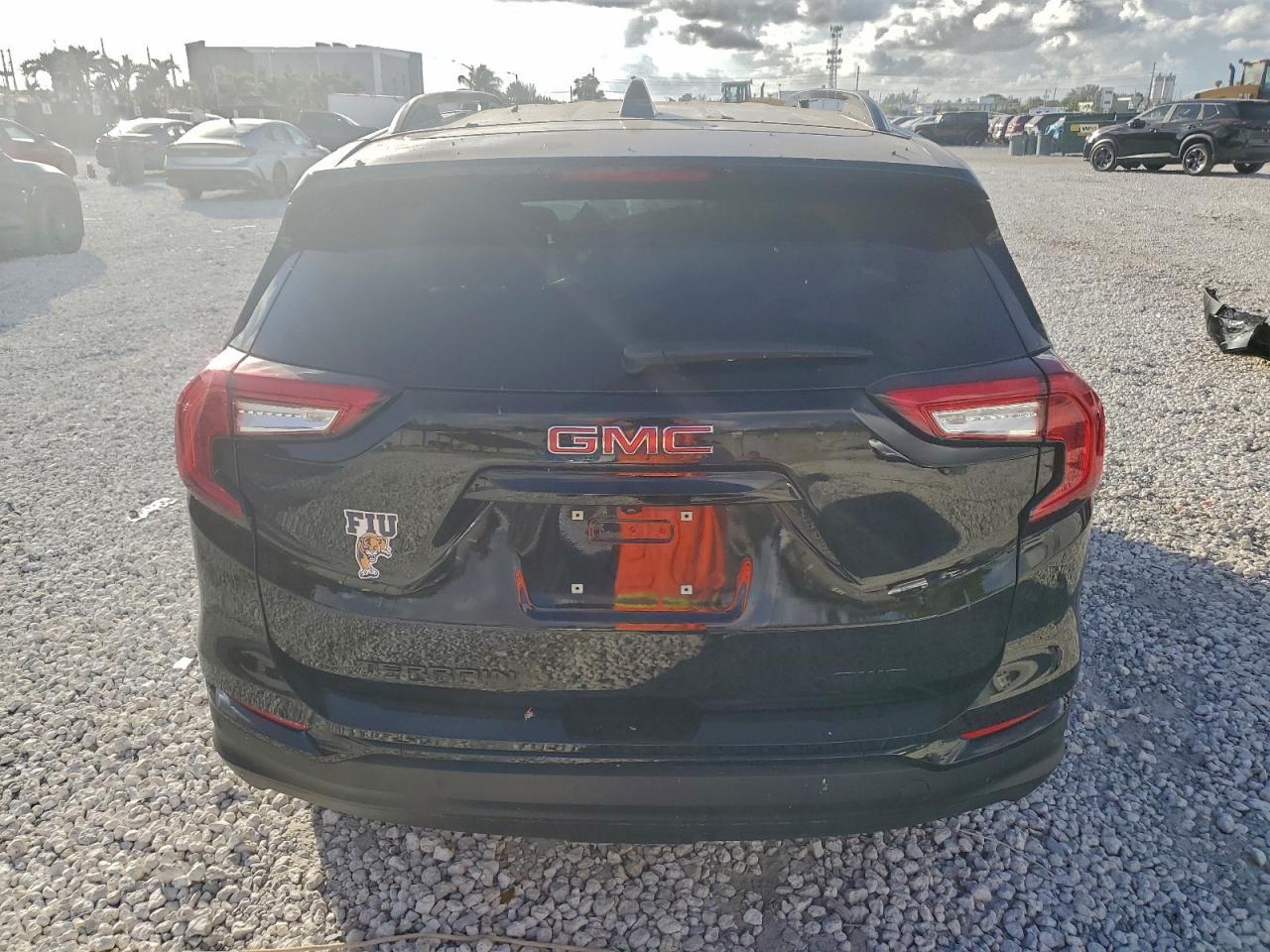 2024 GMC Terrain Slt - Фото 6