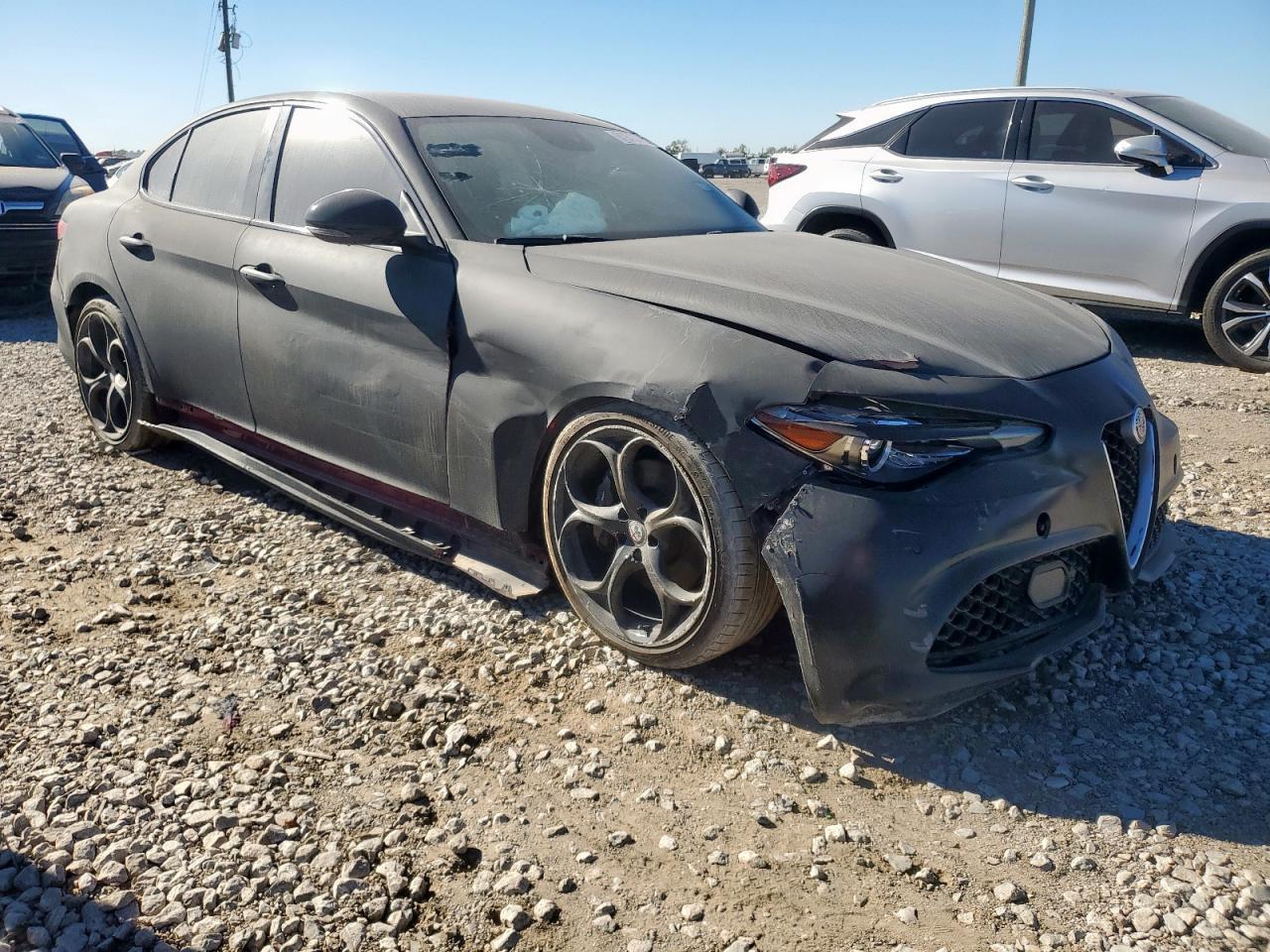 2019 Alfa Romeo Giulia Ti - Фото 4