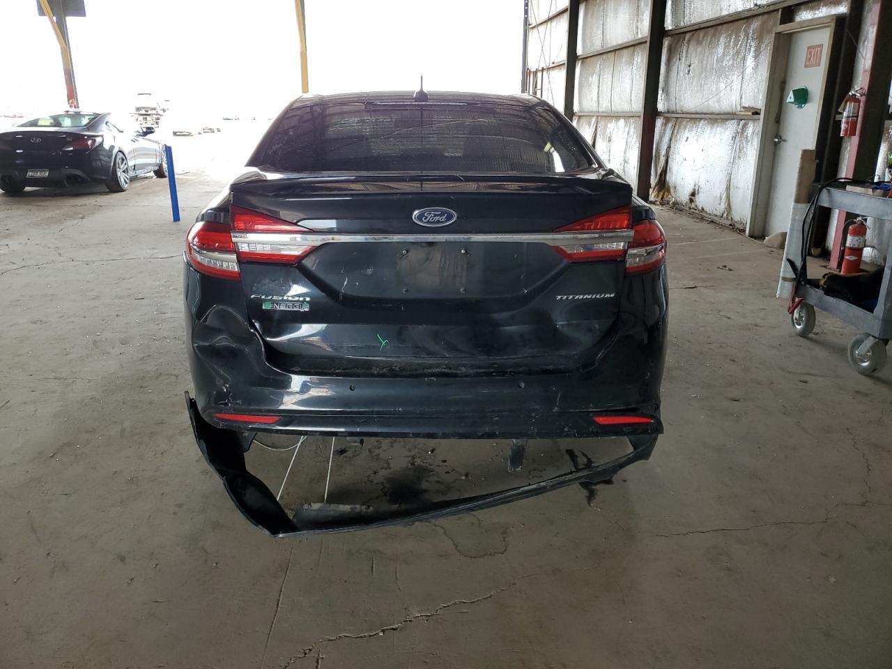 2018 Ford Fusion Titanium/Platinum Phev - Image 6