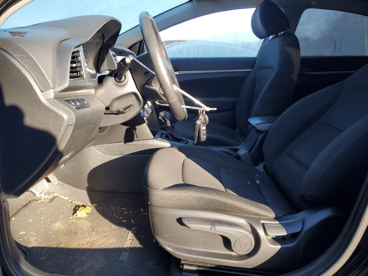 2020 Hyundai Elantra Sel - Фото 7