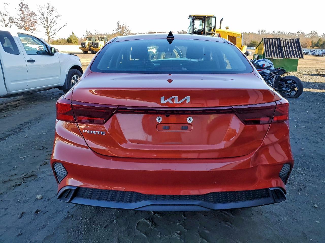 2022 Kia Forte Fe - Image 6