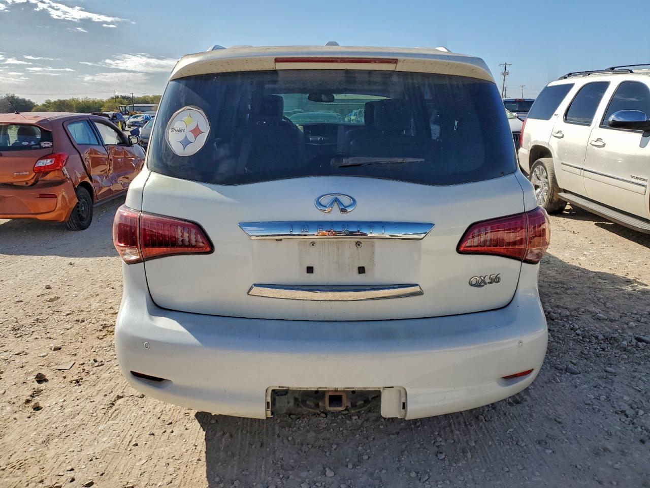 2011 Infiniti Qx56 - Image 6
