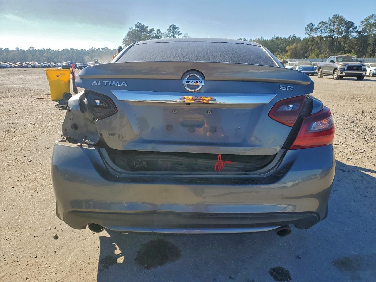 2017 Nissan Altima 2.5 - Фото 6