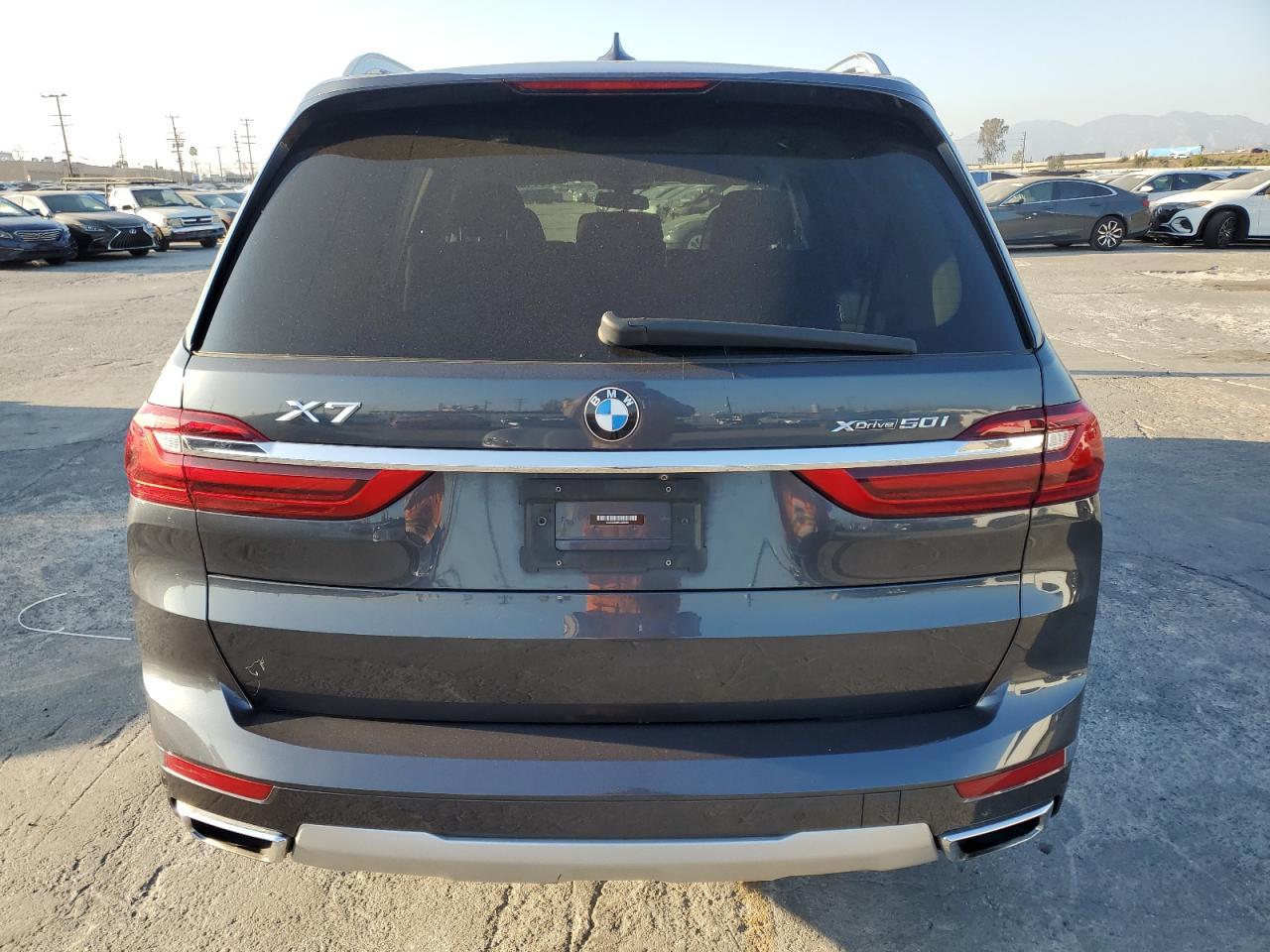 2019 BMW X7 xDrive50I - Image 6