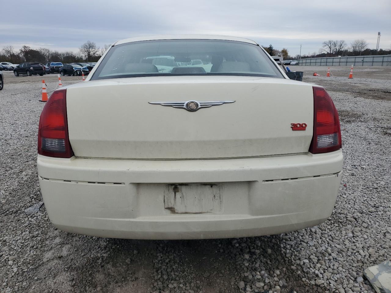 2005 Chrysler 300 Touring - Фото 6