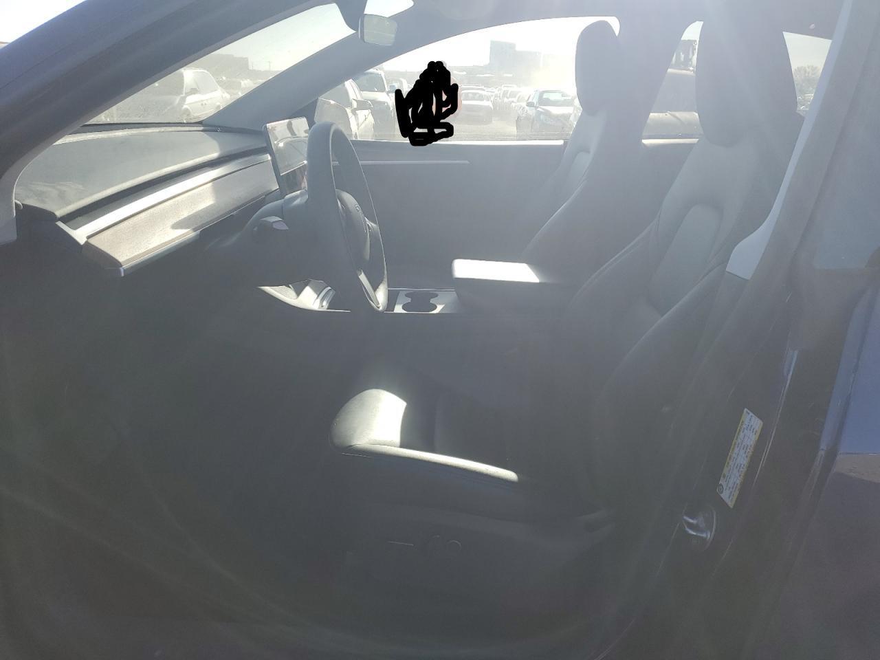 2023 Tesla Model Y - Image 7