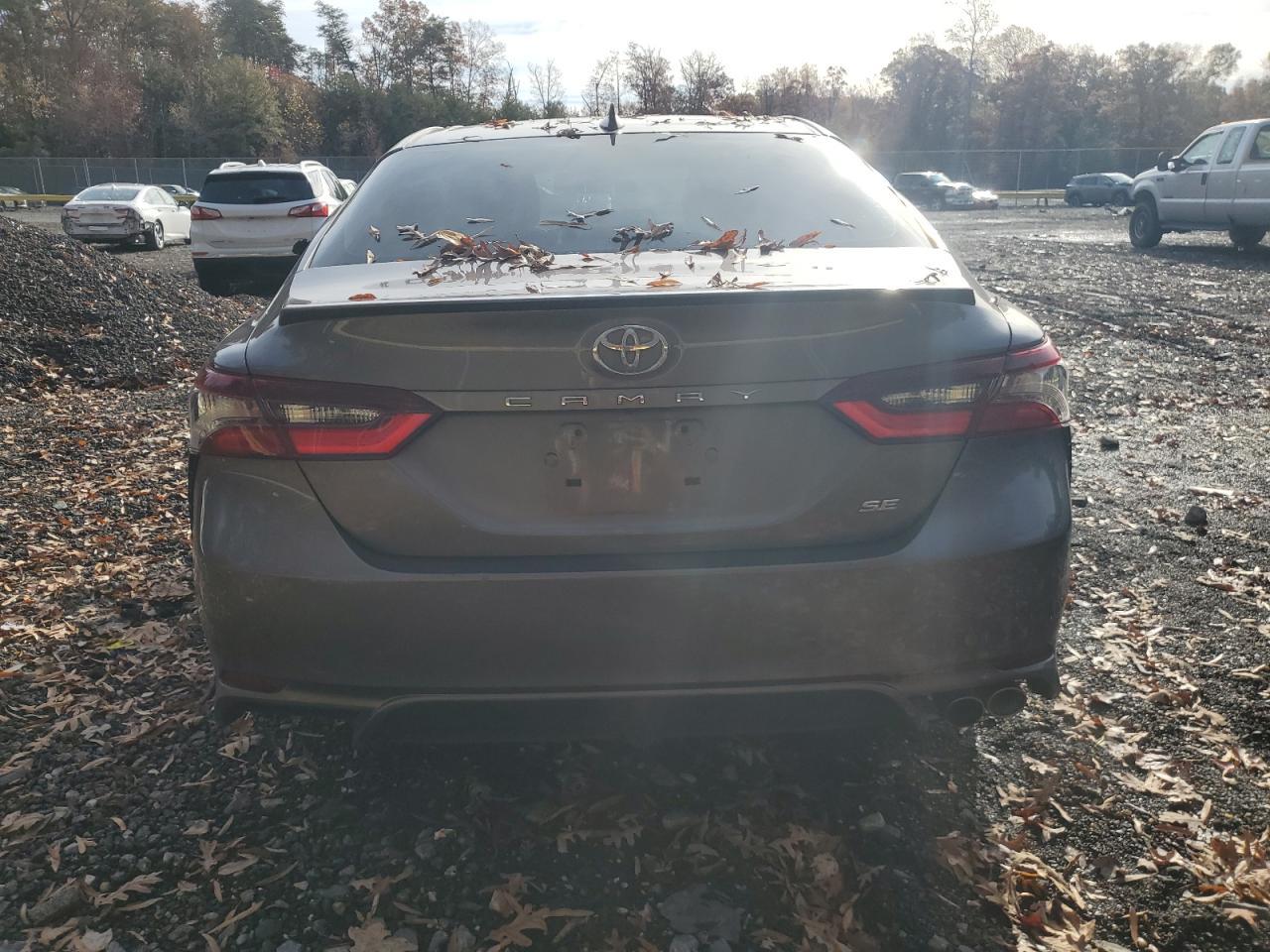 2021 Toyota Camry Se - Image 6
