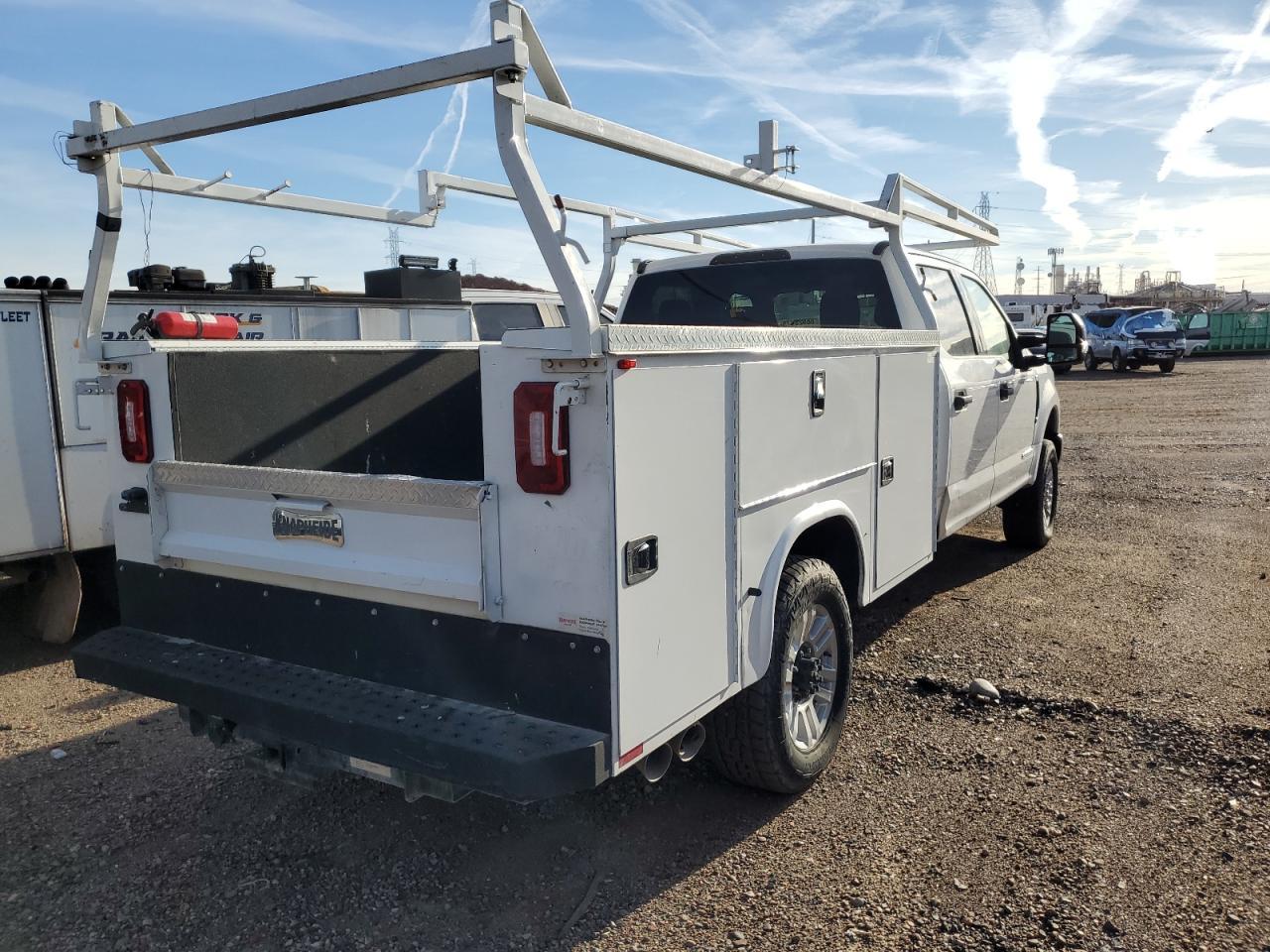 2019 Ford F350 Super Duty - Фото 4