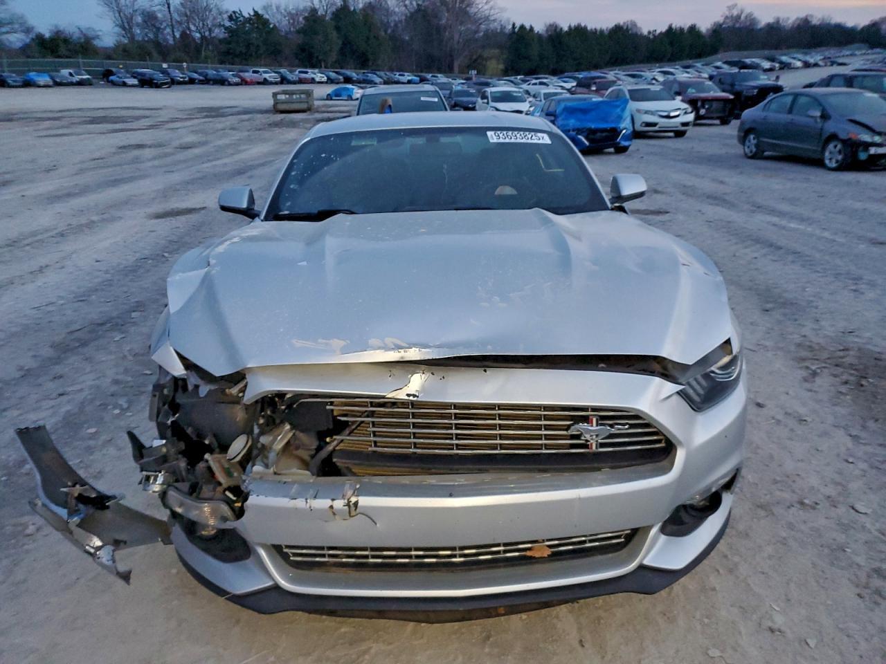 2016 Ford Mustang - Image 5