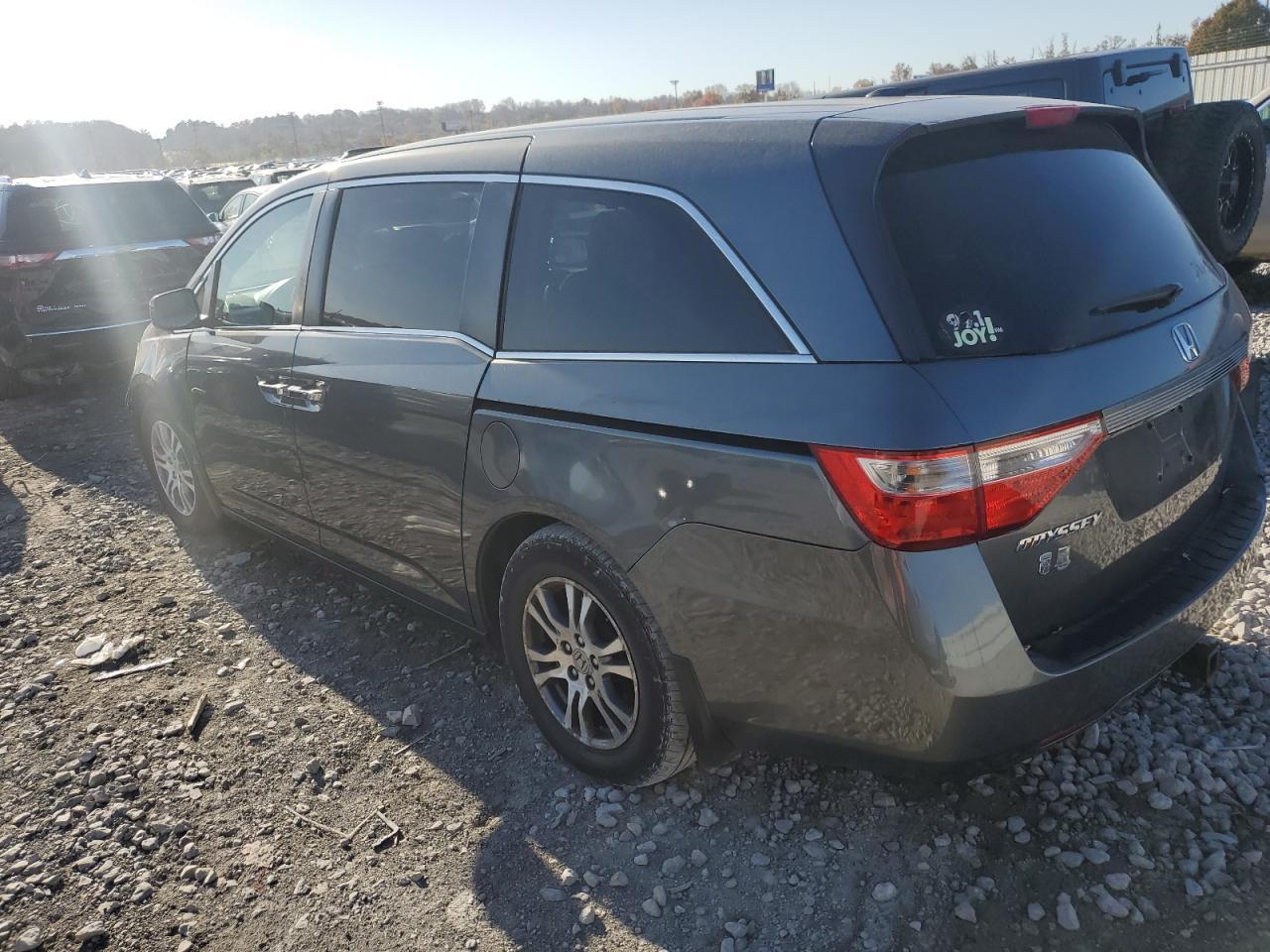 2015 Honda Odyssey Exl - Image 2