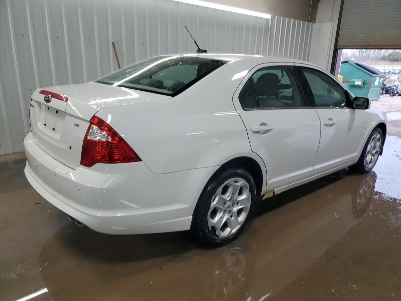 2010 Ford Fusion Se - Фото 3