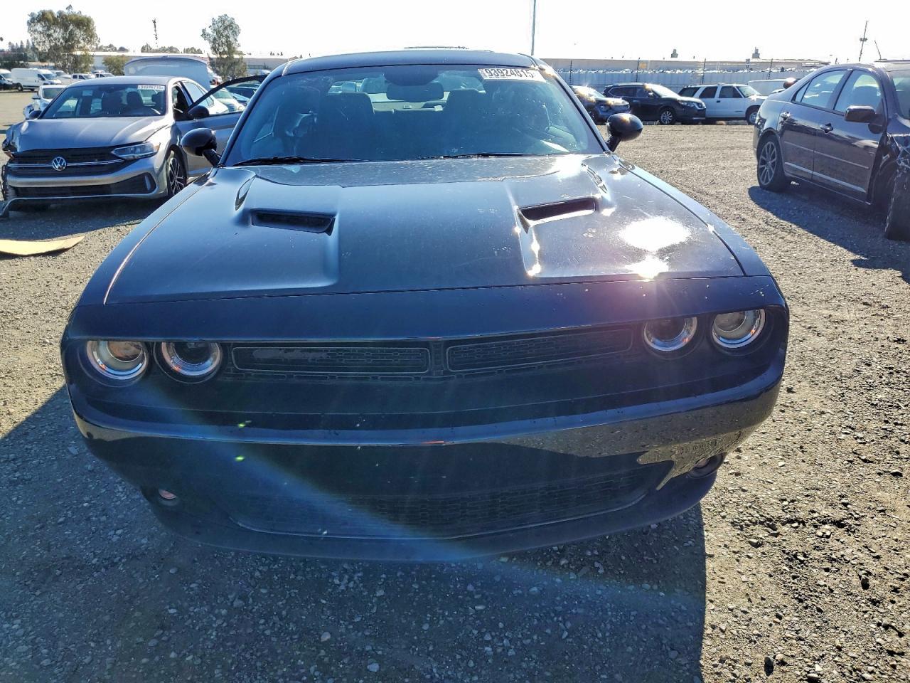 2023 Dodge Challenger Sxt - Фото 5