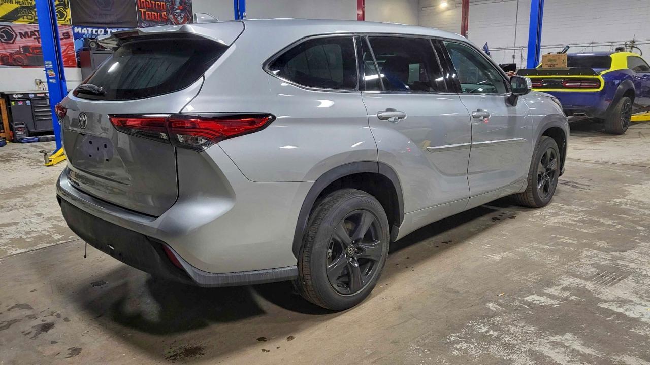 2021 Toyota Highlander L - Фото 4