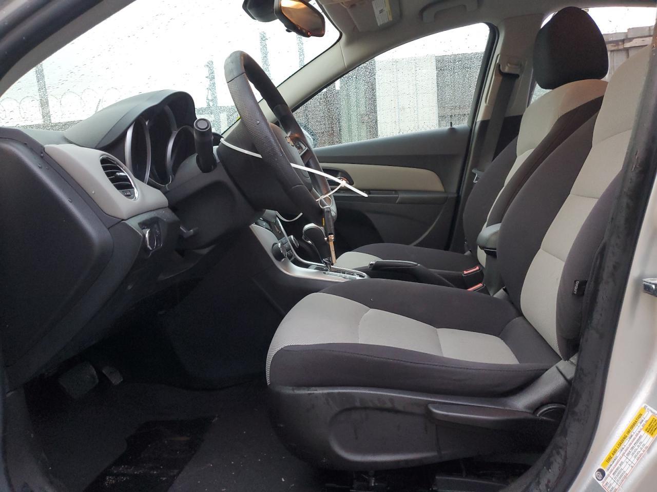 2015 Chevrolet Cruze Ls - Фото 7