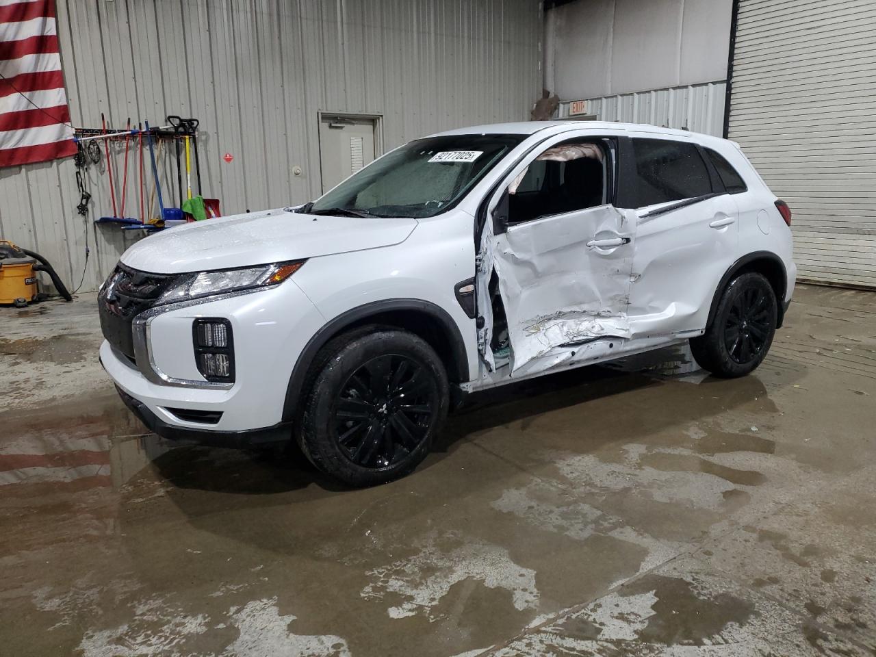 2025 Mitsubishi Outlander Sport S