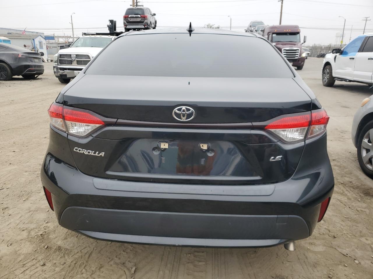 2021 Toyota Corolla Le - Фото 6