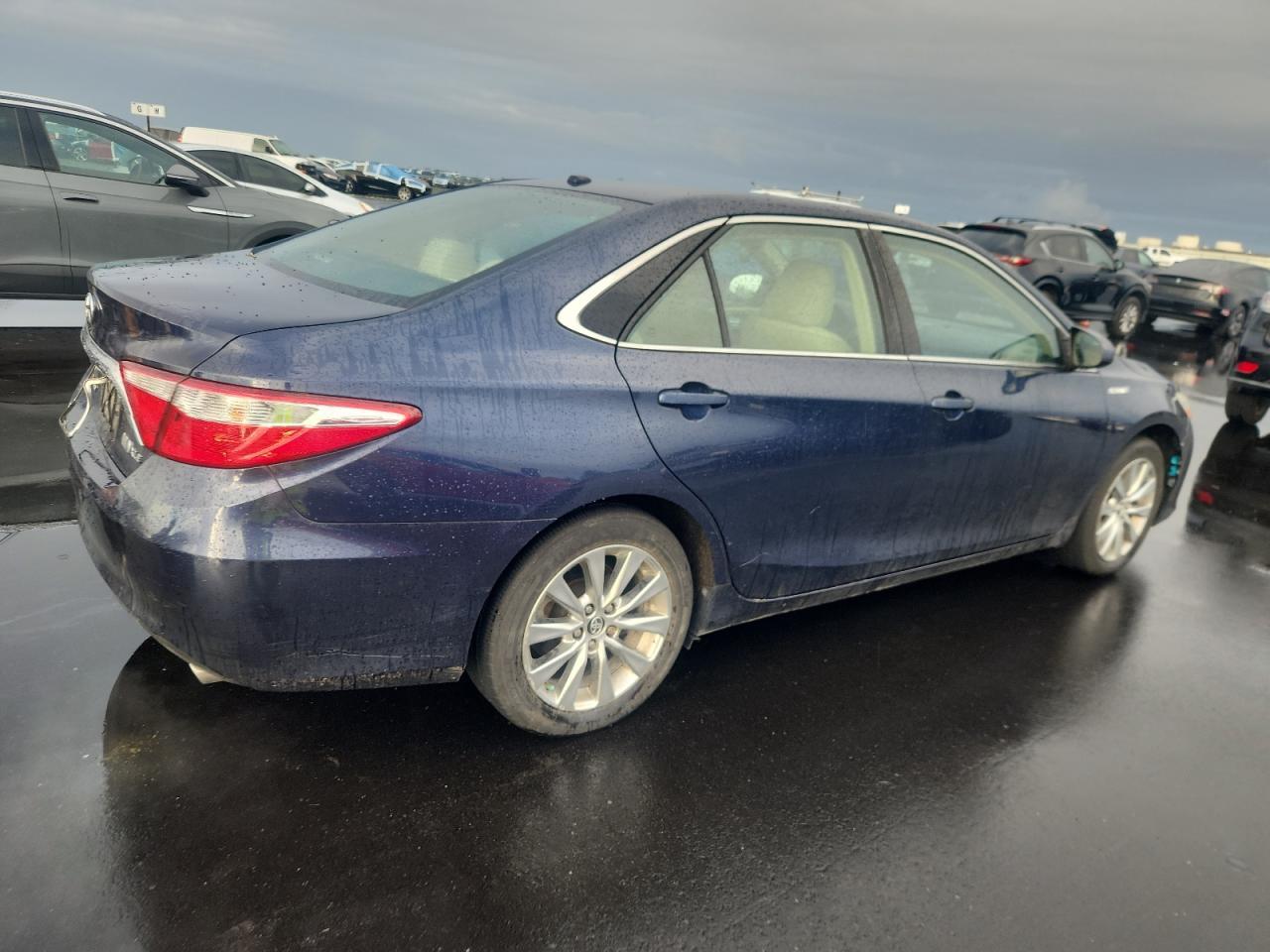 2015 Toyota Camry Hybrid - Фото 3