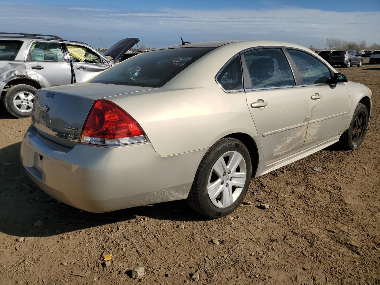 2011 Chevrolet Impala Ls - Image 3
