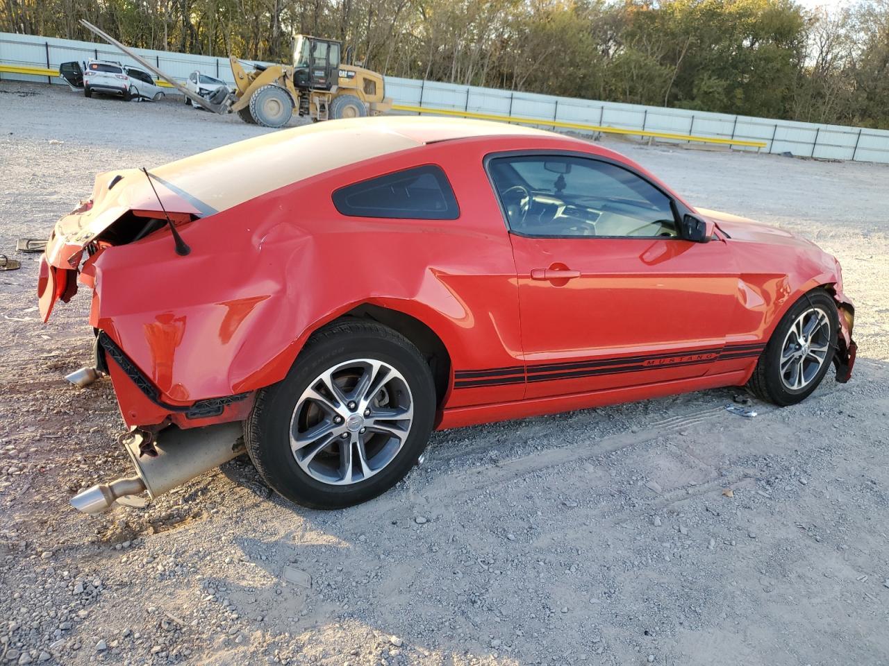 2014 Ford Mustang - Фото 3
