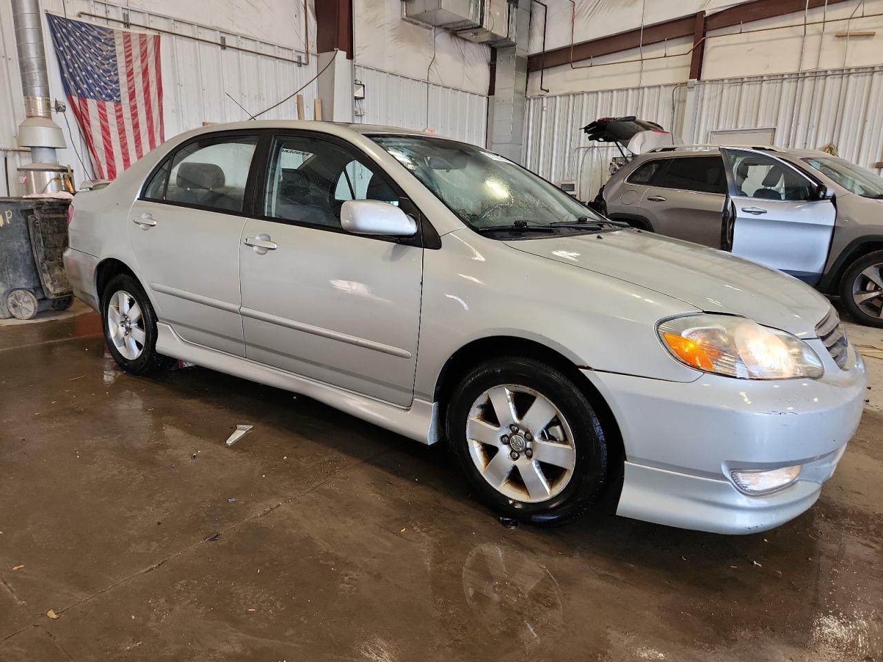 2003 Toyota Corolla S - Фото 4