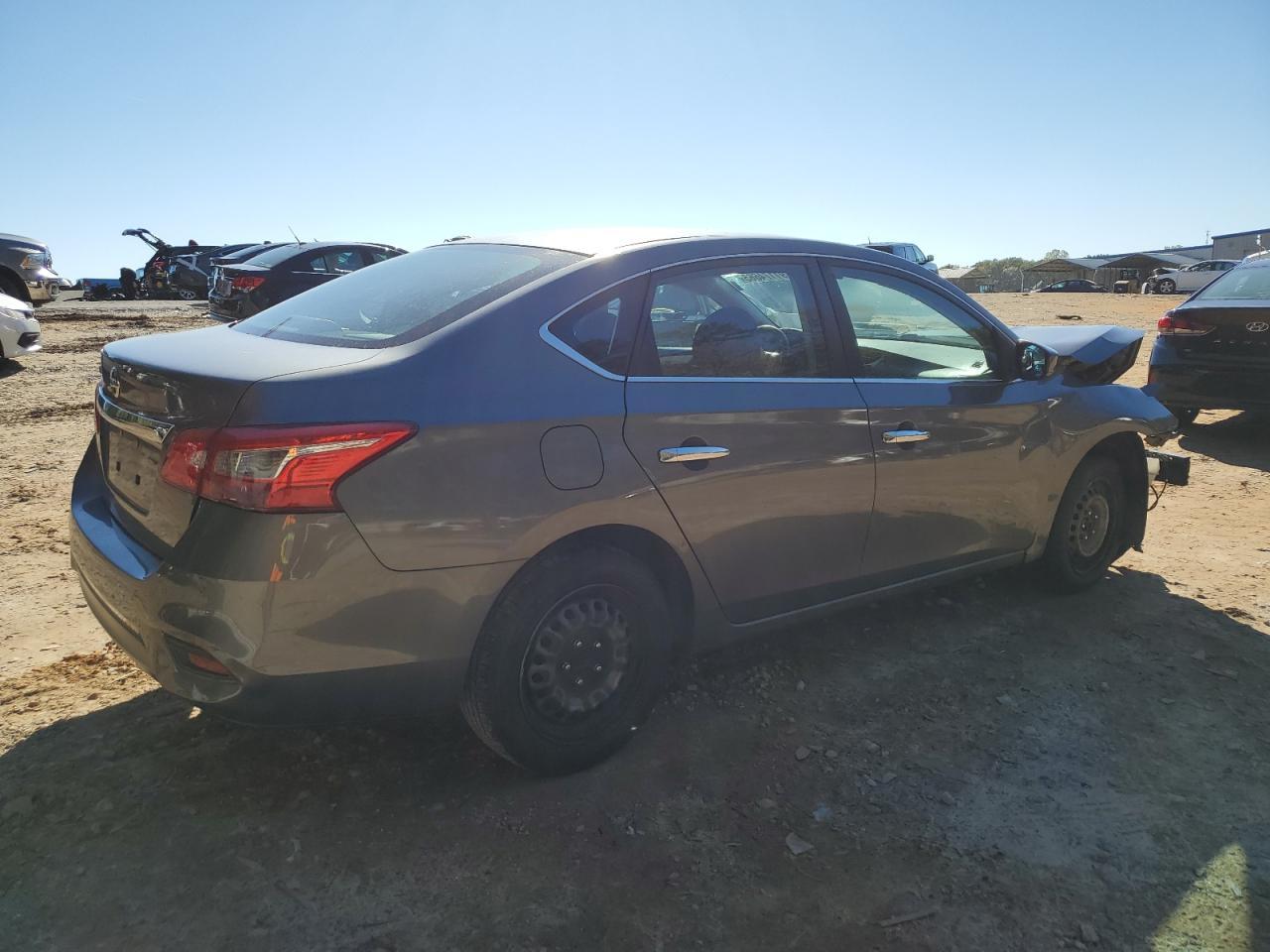 2016 Nissan Sentra S - Image 3