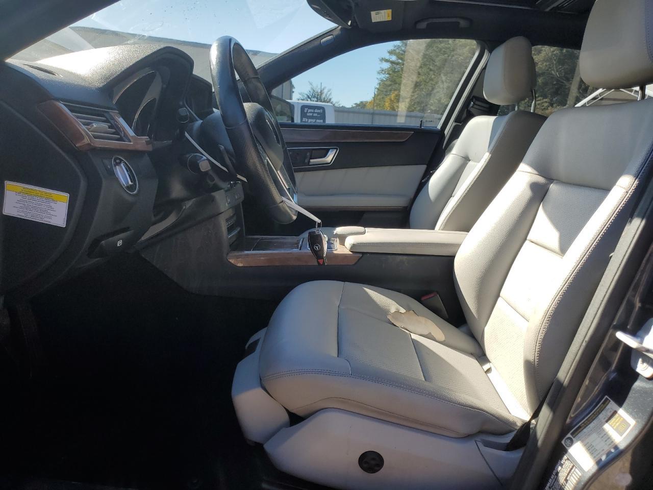 2013 Mercedes Benz E - Image 7