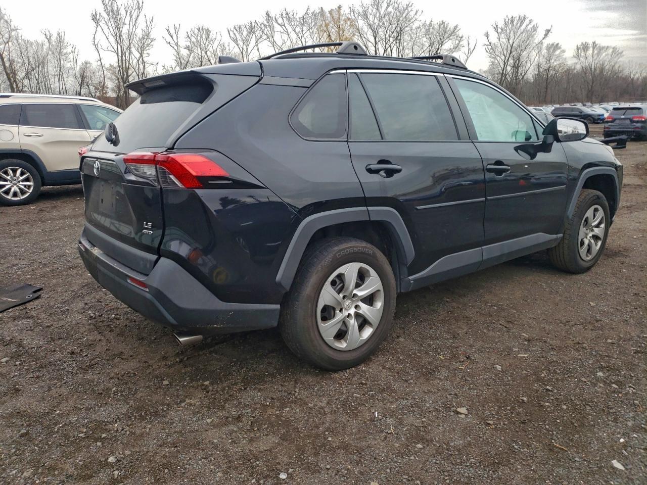 2021 Toyota Rav4 Le - Фото 3