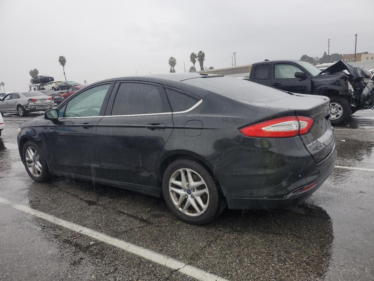 2014 Ford Fusion Se - Фото 2