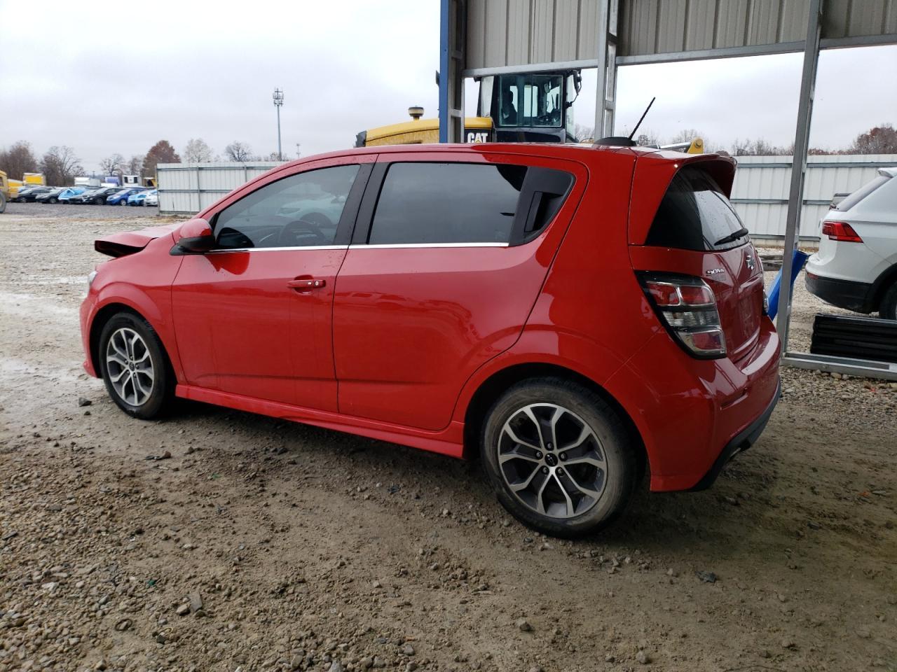 2020 Chevrolet Sonic Lt - Image 2