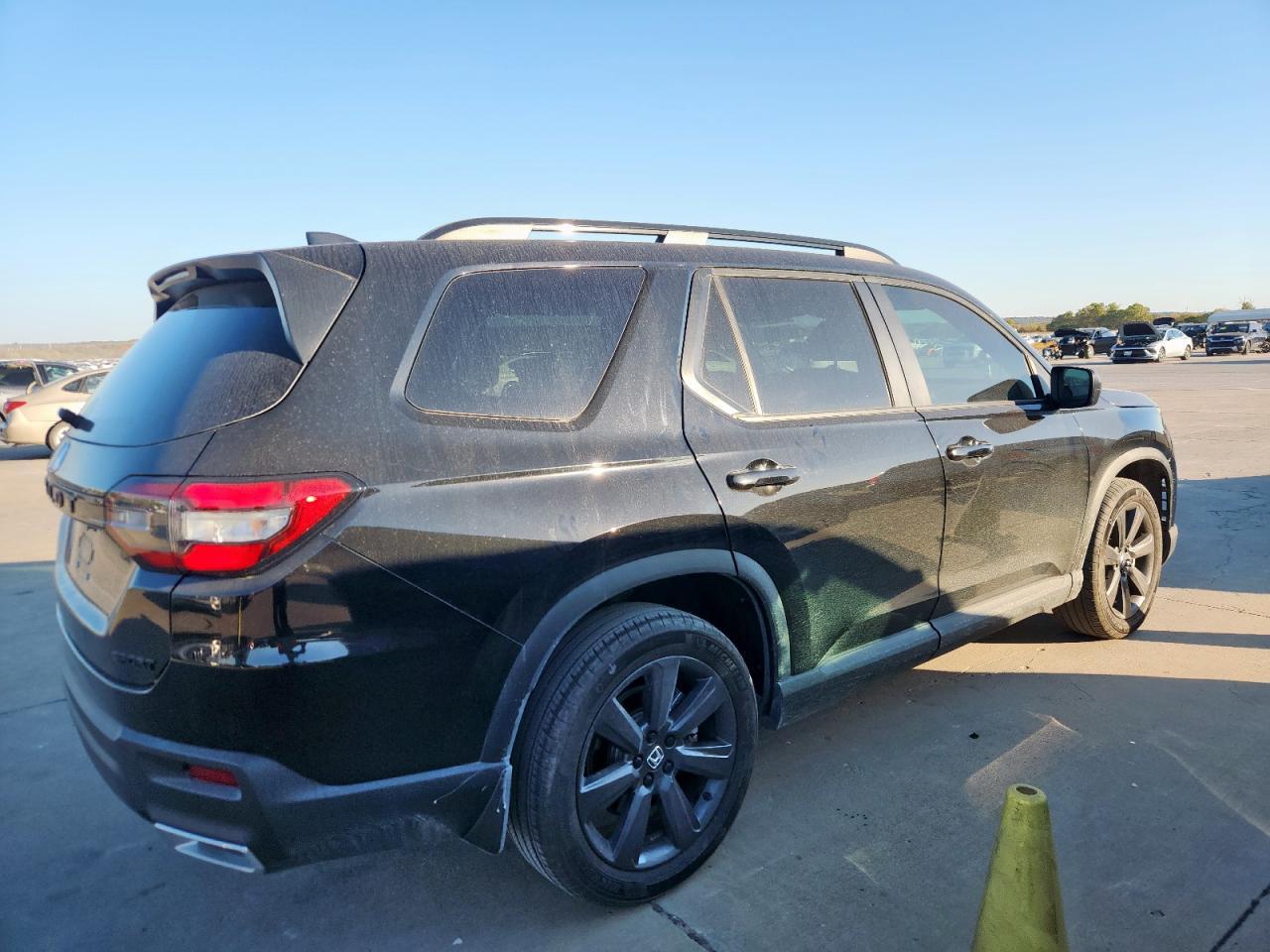 2023 Honda Pilot Sport - Фото 3