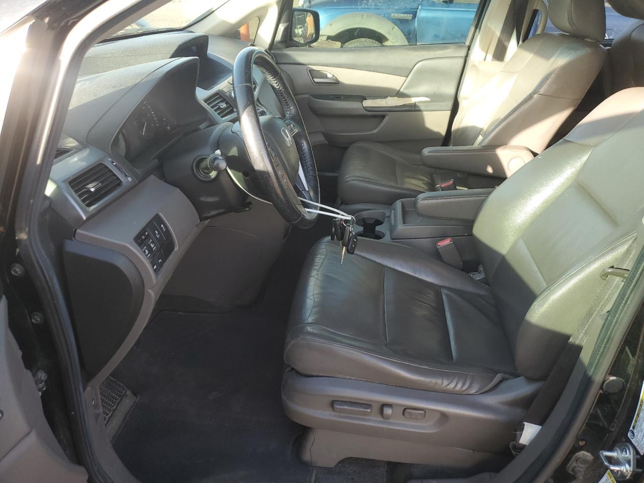 2011 Honda Odyssey Touring - Image 7