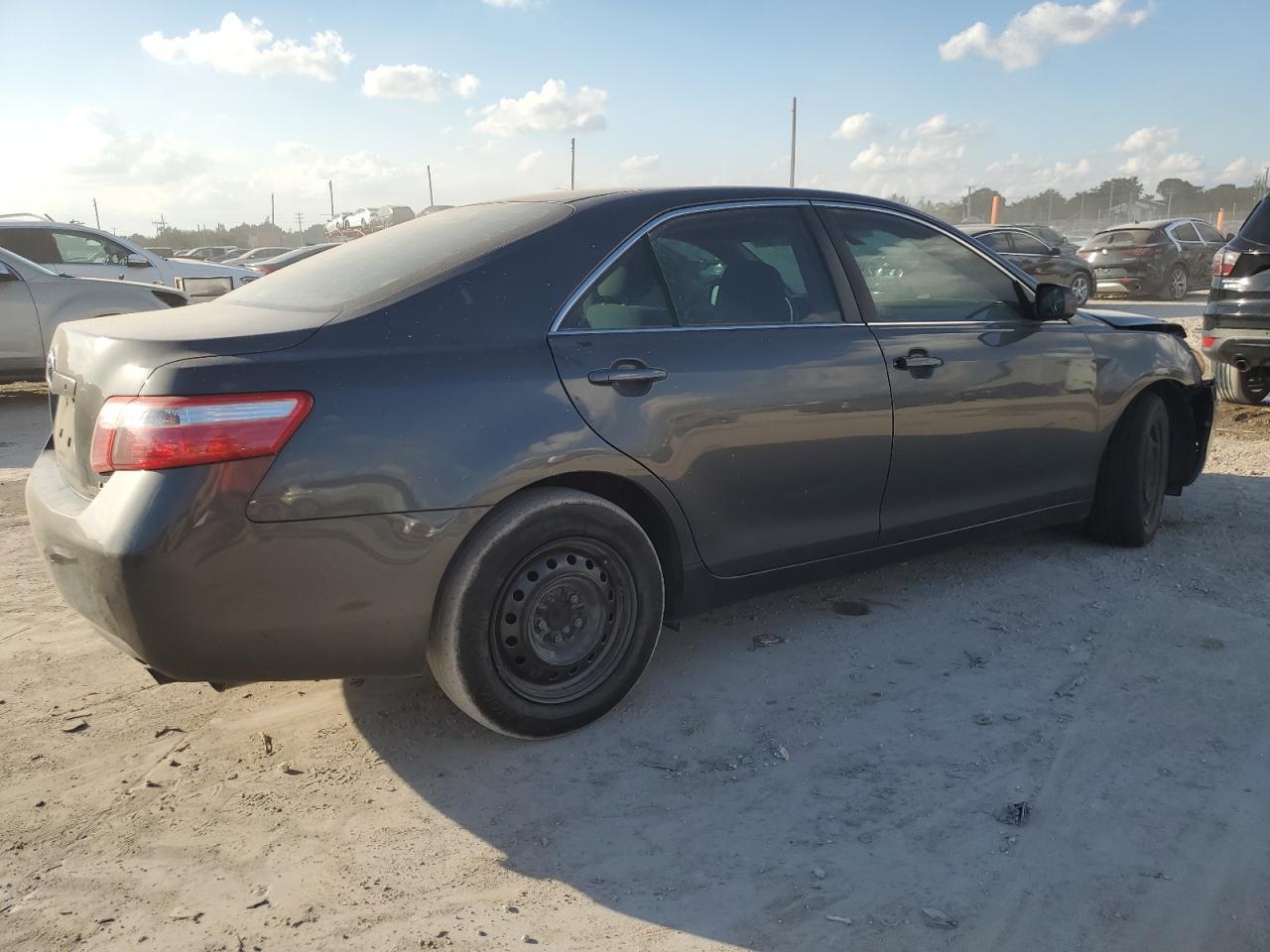 2008 Toyota Camry Ce - Image 3