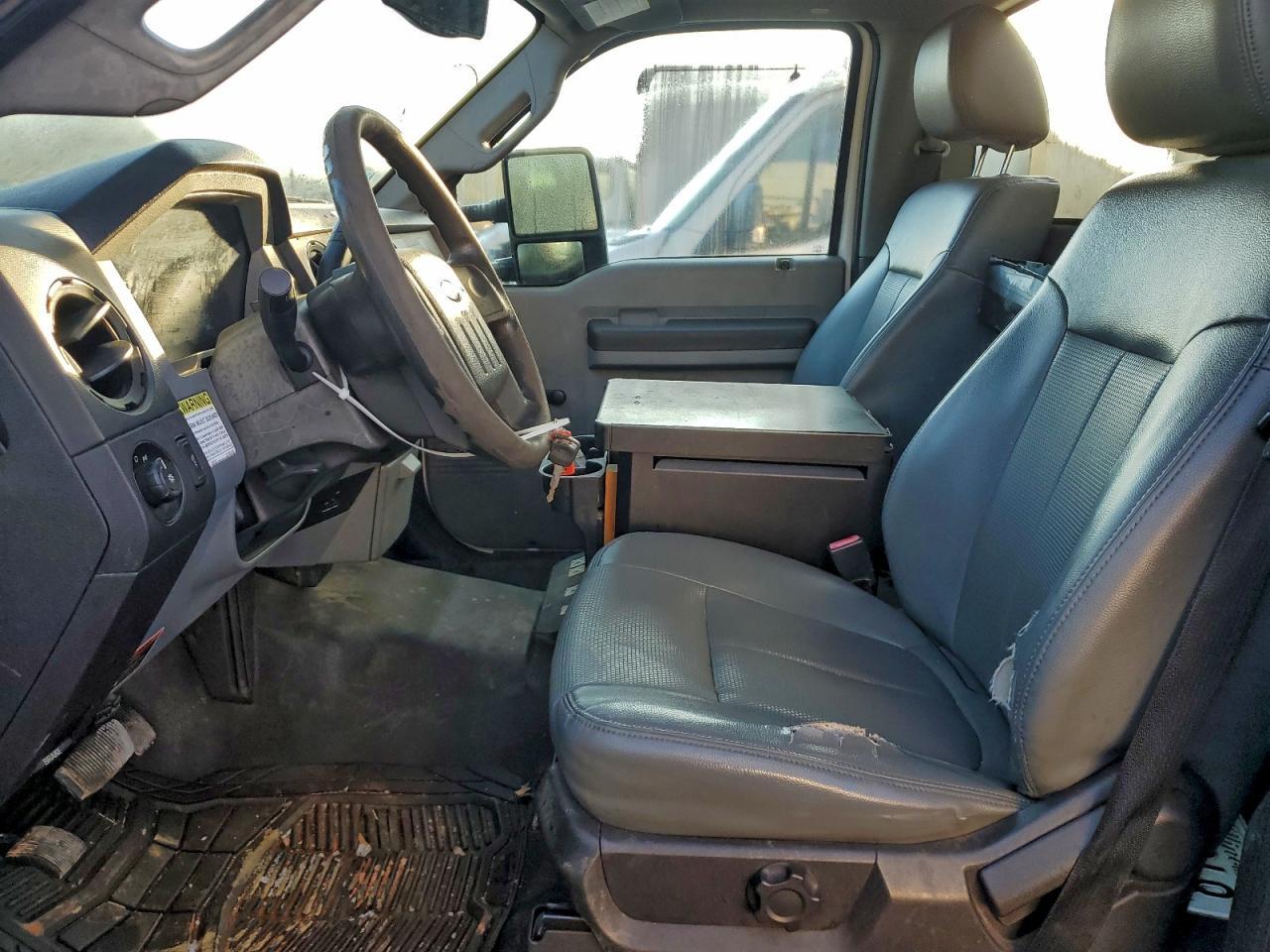 2013 Ford F450 Super Duty - Фото 7