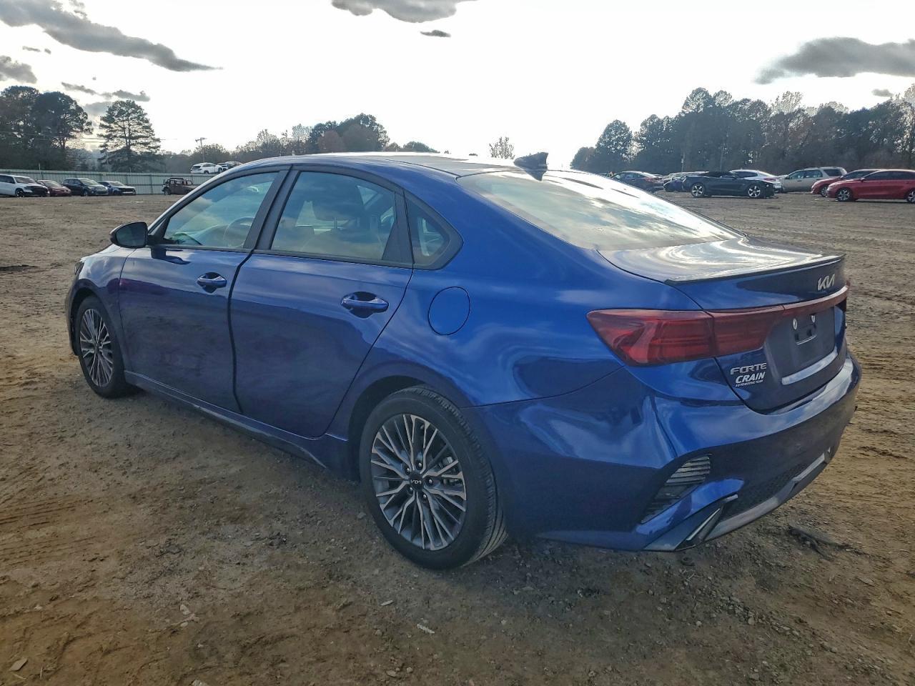 2024 Kia Forte Gt Line - Фото 2