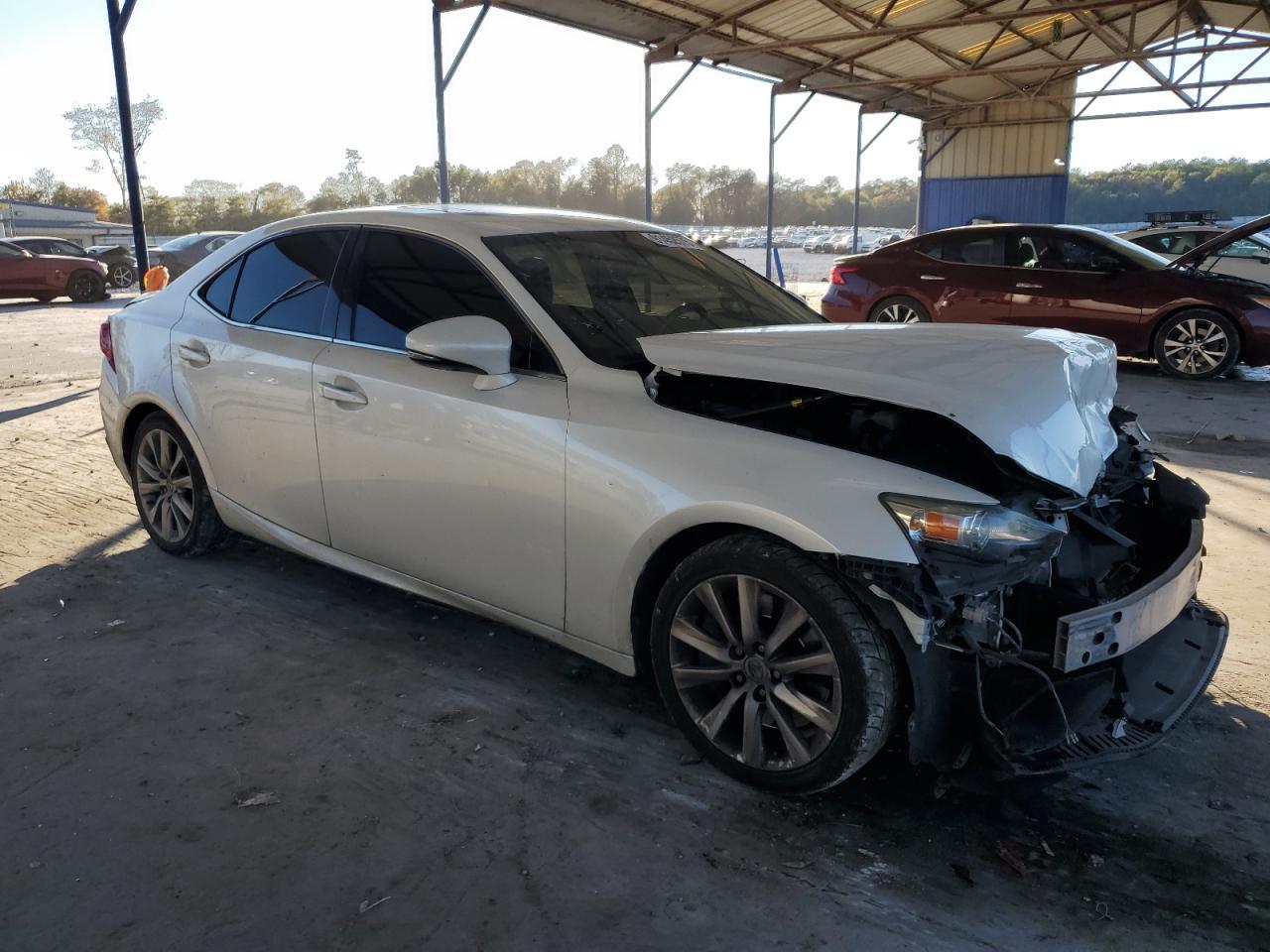 2016 Lexus Is 200T - Image 4