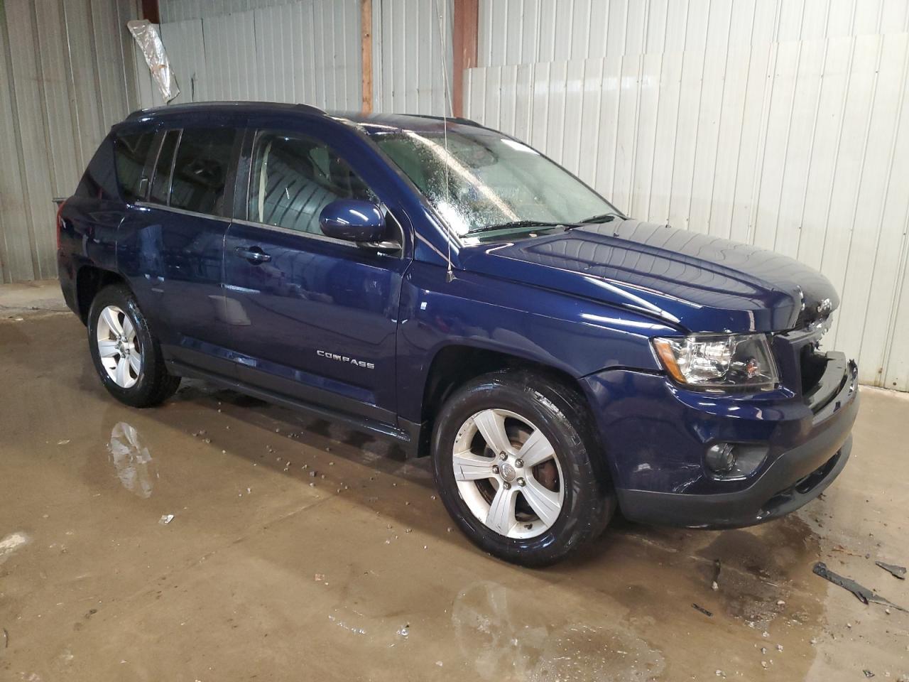 2014 Jeep Compass Latitude - Image 4