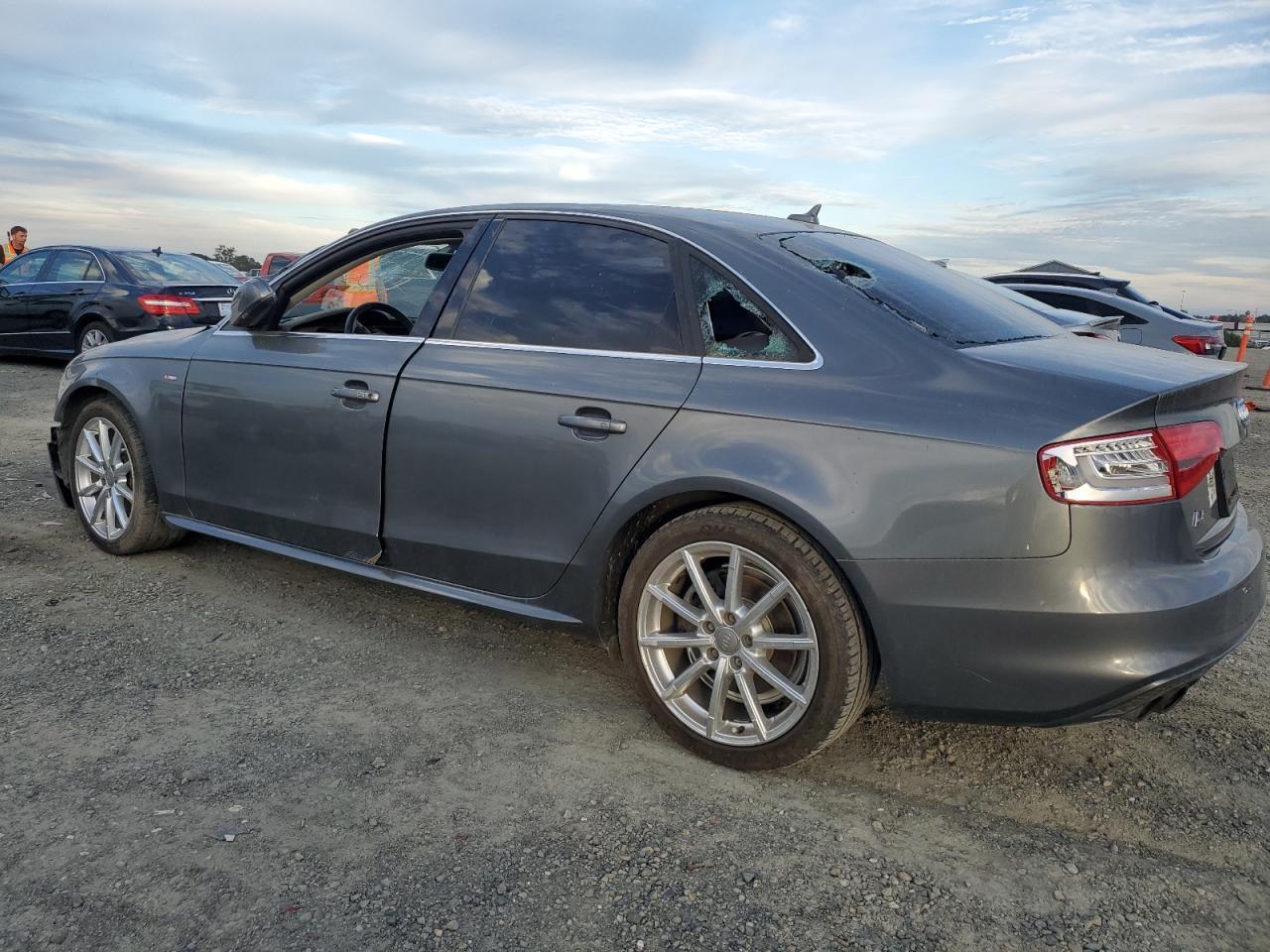 2014 Audi A4 Premium Plus - Image 2