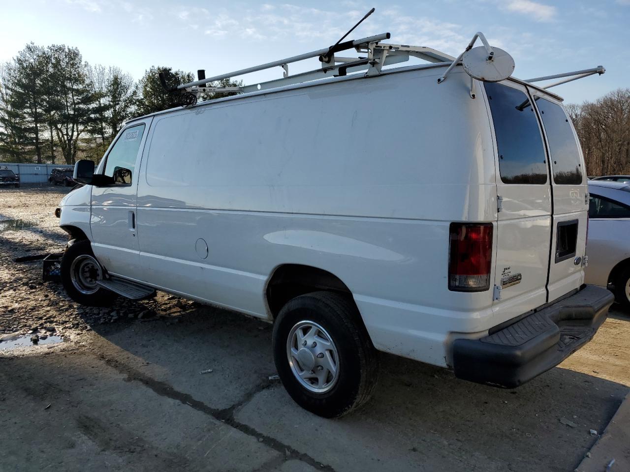 2008 Ford Econoline E350 Super Duty Van - Фото 2