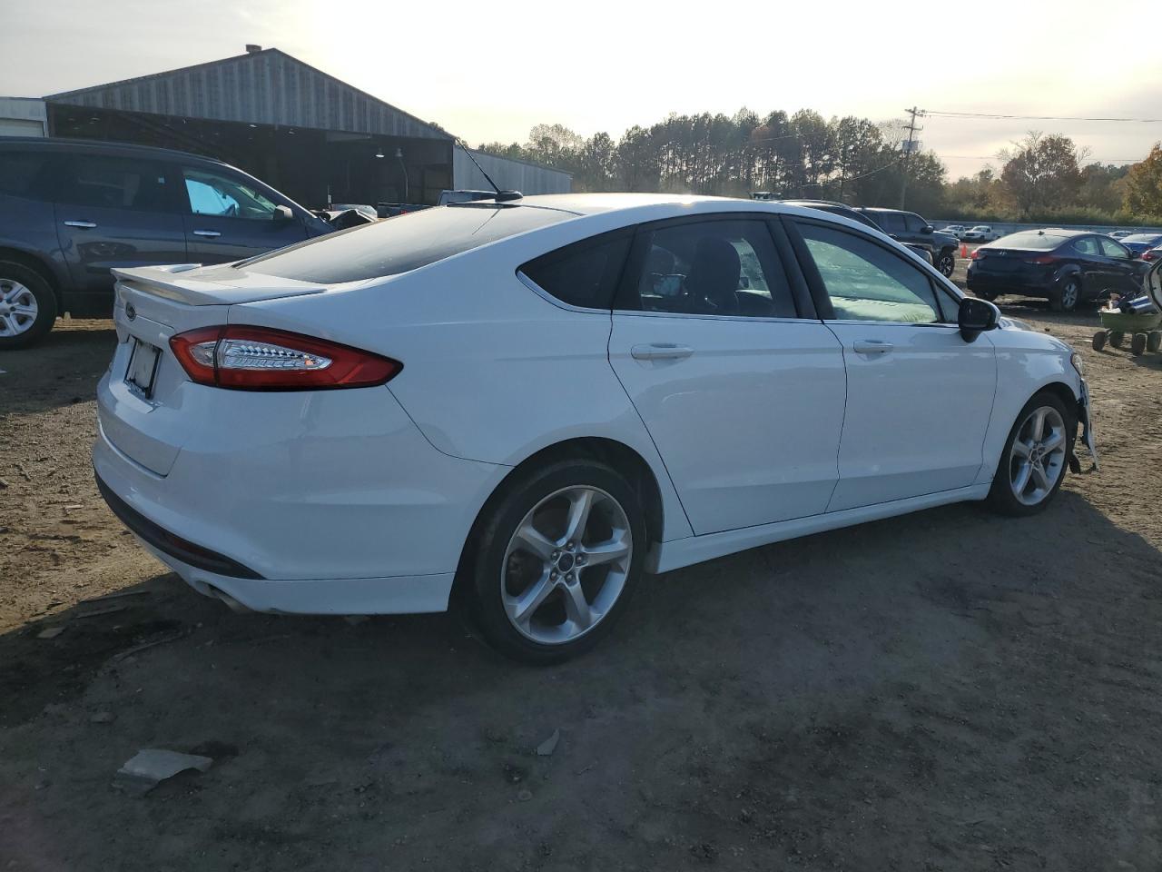 2016 Ford Fusion S - Image 3