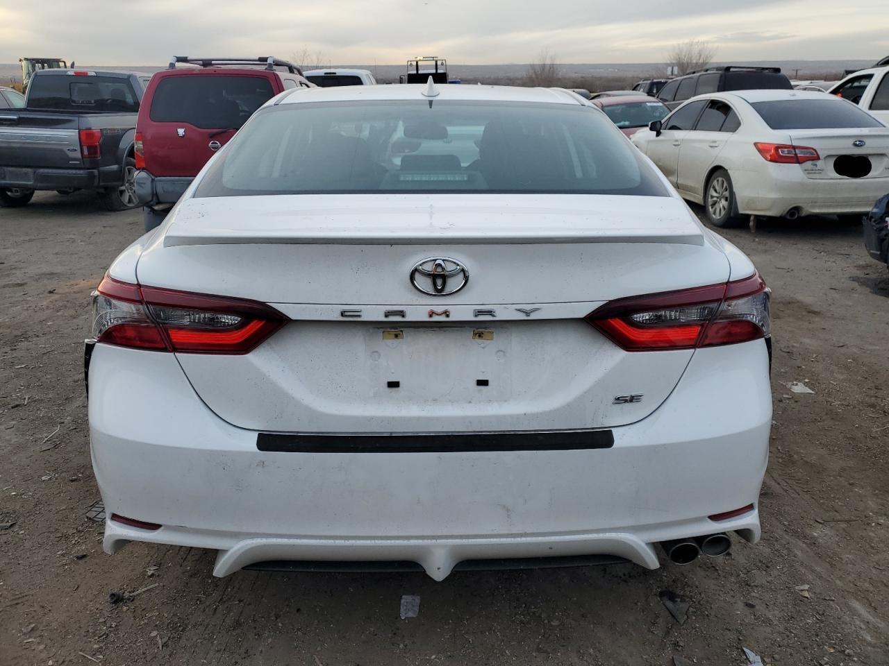 2022 Toyota Camry Night Shade - Фото 6