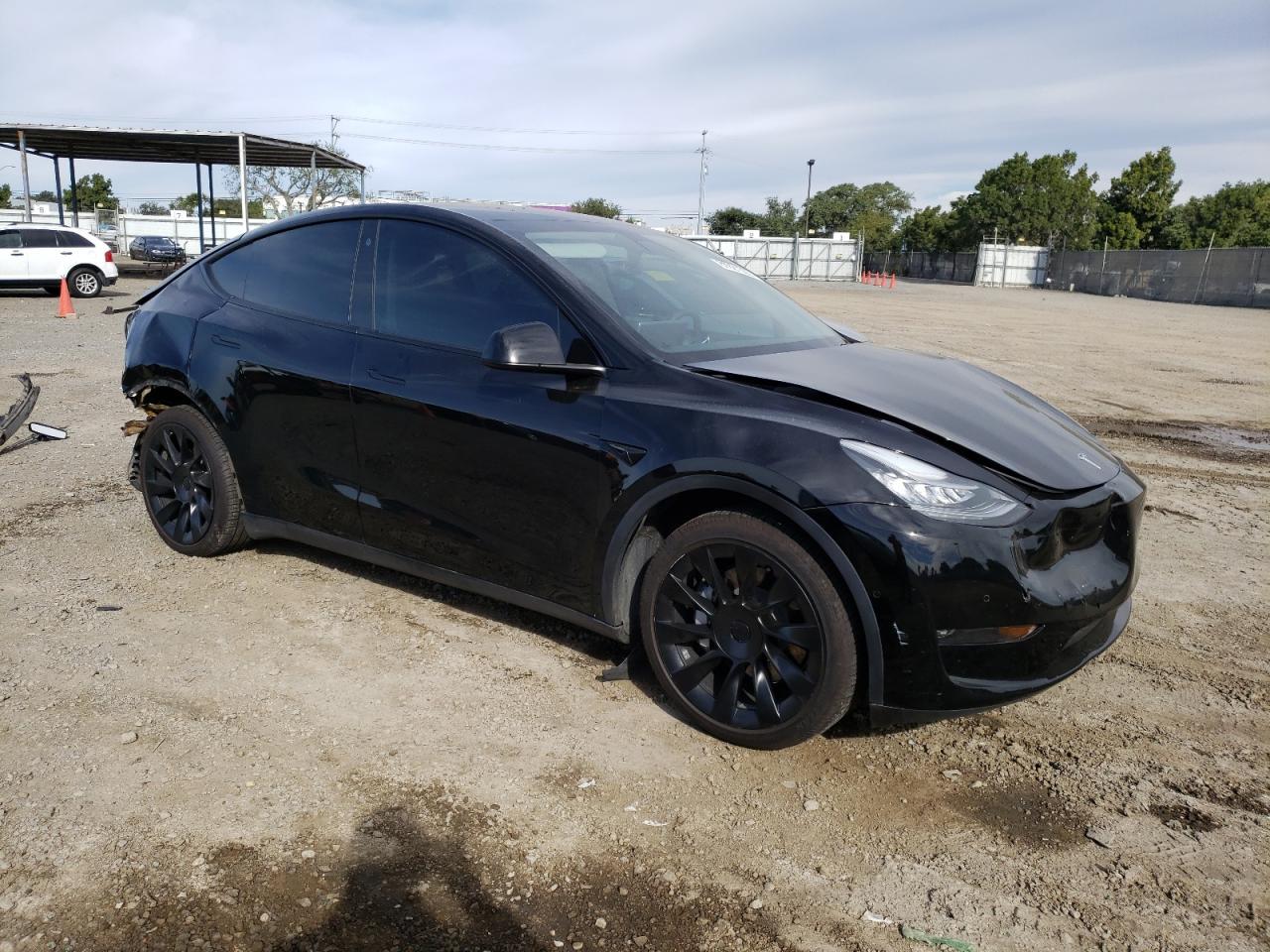 2021 Tesla Model Y - Фото 4