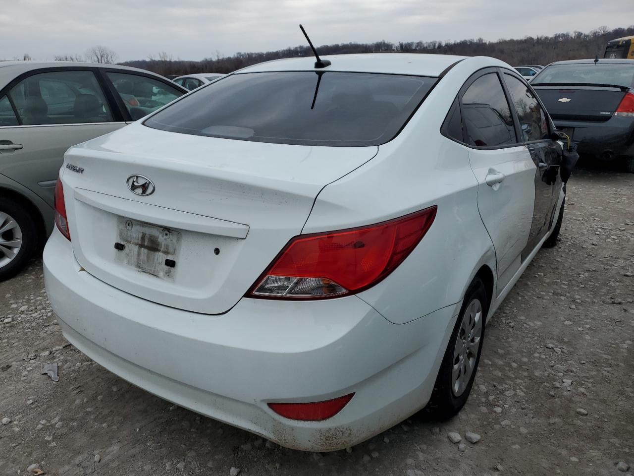 2015 Hyundai Accent Gls - Фото 3