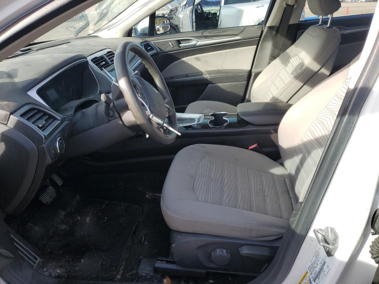 2016 Ford Fusion S - Image 7