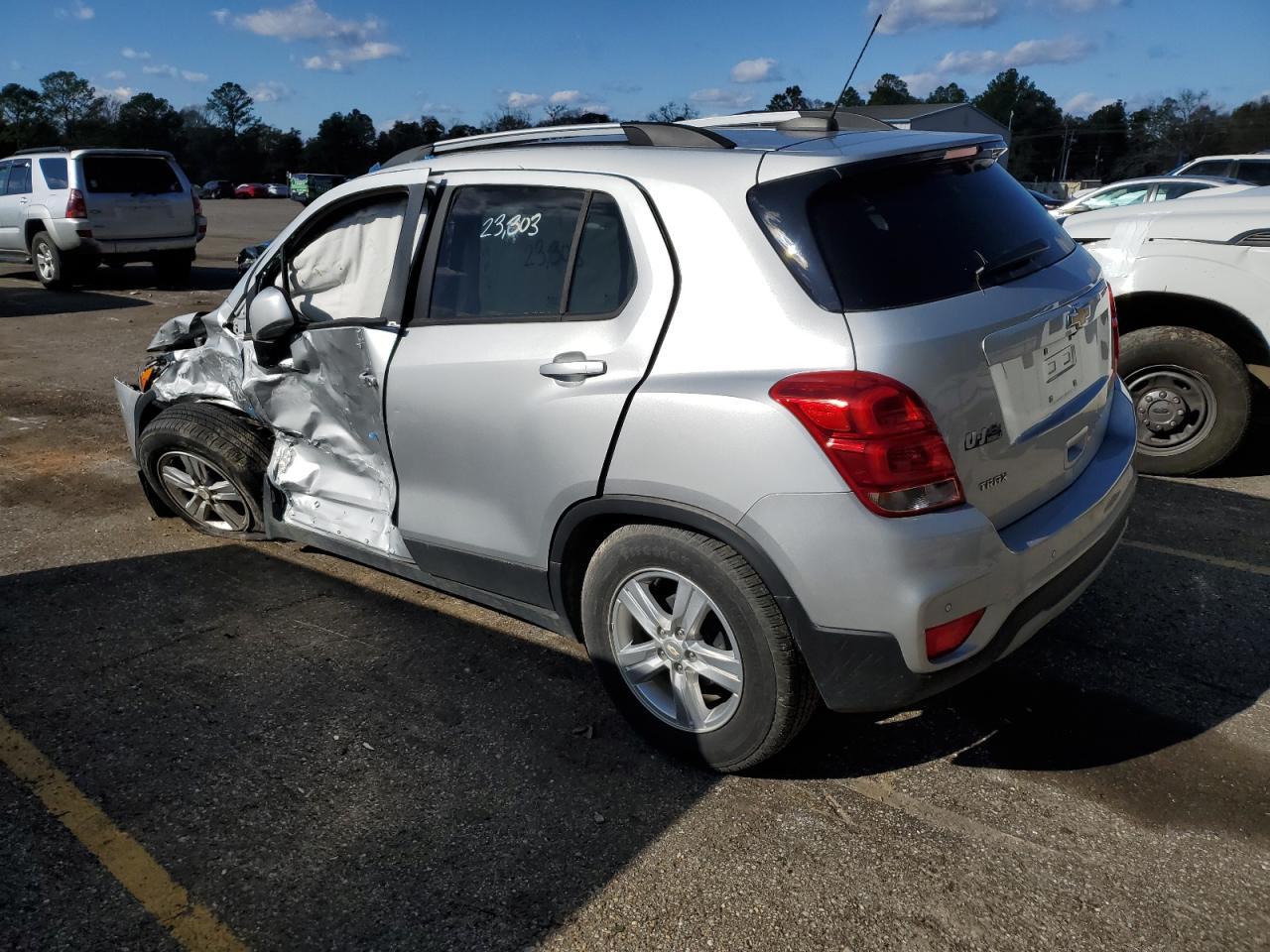 2021 Chevrolet Trax 1Lt - Image 2