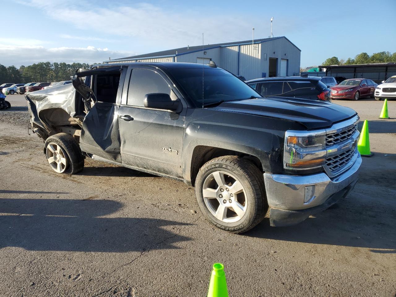 2016 Chevrolet Silverado C1500 Lt - Image 4
