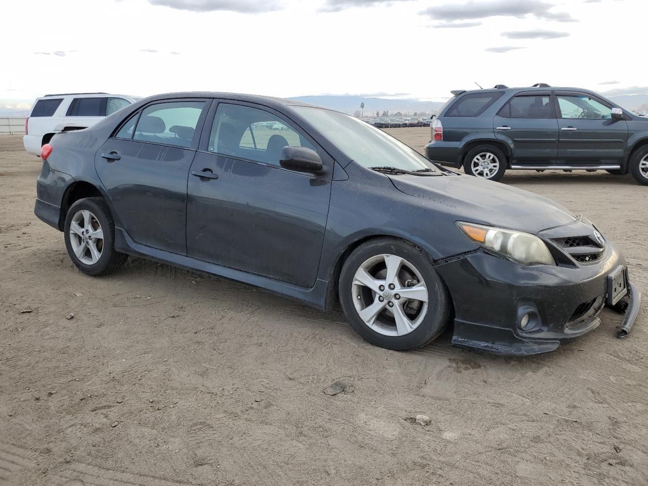 2013 Toyota Corolla Base - Фото 4