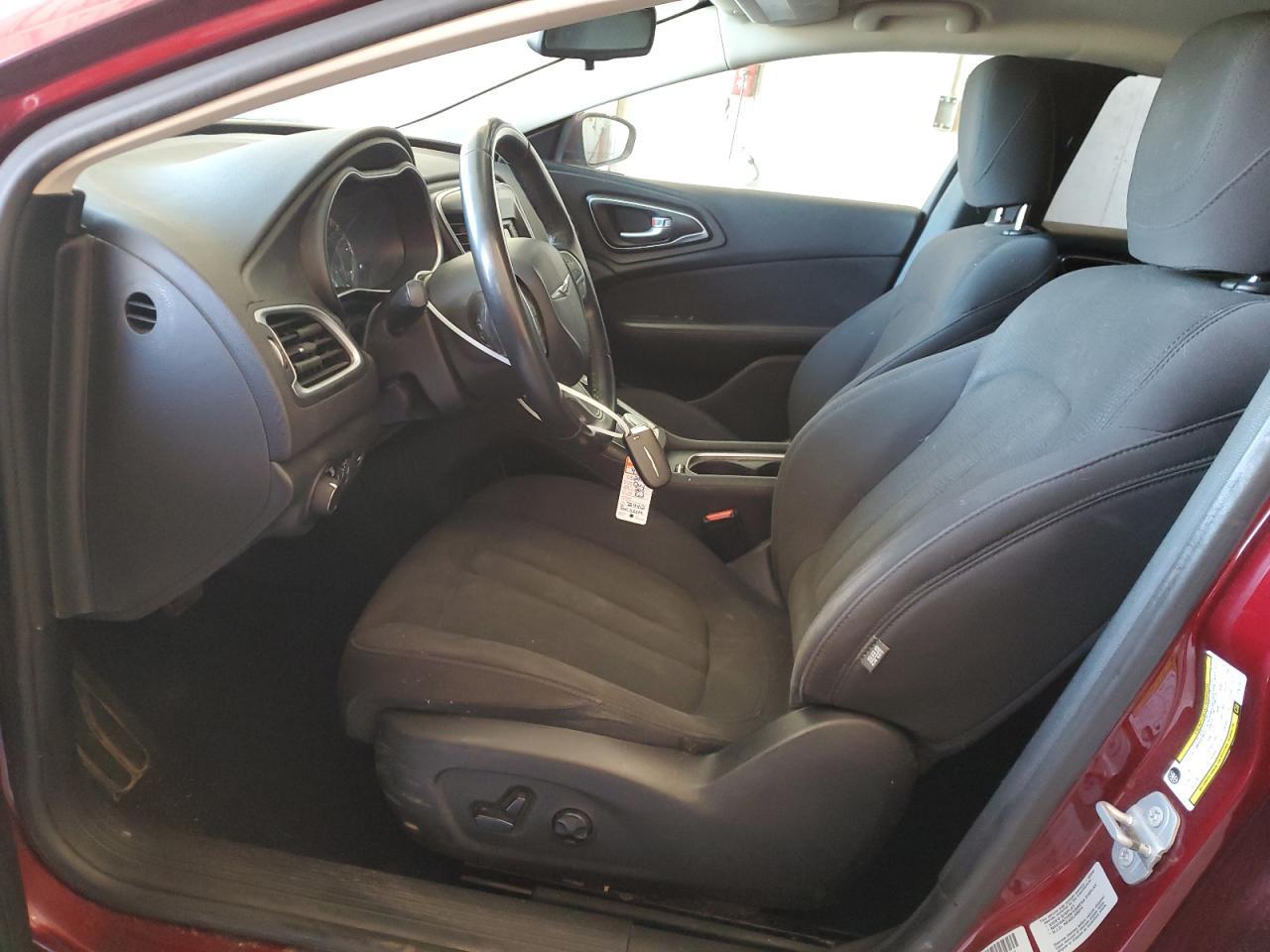 2015 Chrysler 200 Limited - Фото 7